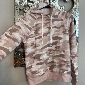 Women's Size xs Pink Camo Hoodie - Never Worn